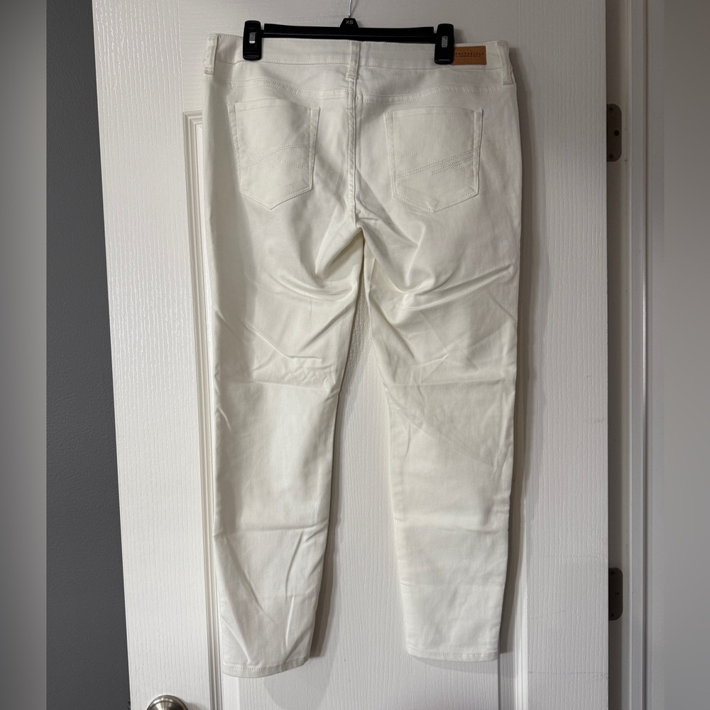Aeropostale white super soft ankle jegging Size 12R. NWT - Picture 4 of 7
